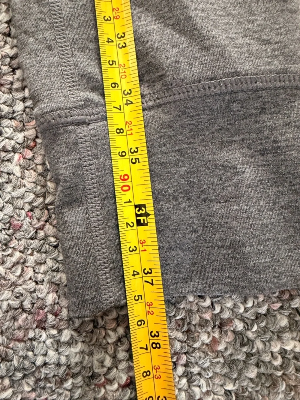 Vuori Charcoal Grey Performance Joggers Men's XS